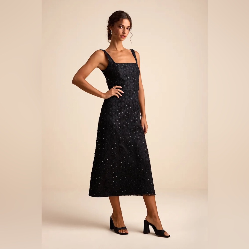 Lulus Sandrina Black Textured Sequin Square Neck Midi Dress - Size M